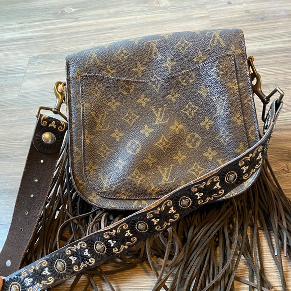 Louis Vuitton, leather and vodka 1 of 1 - Picture 3 of 5